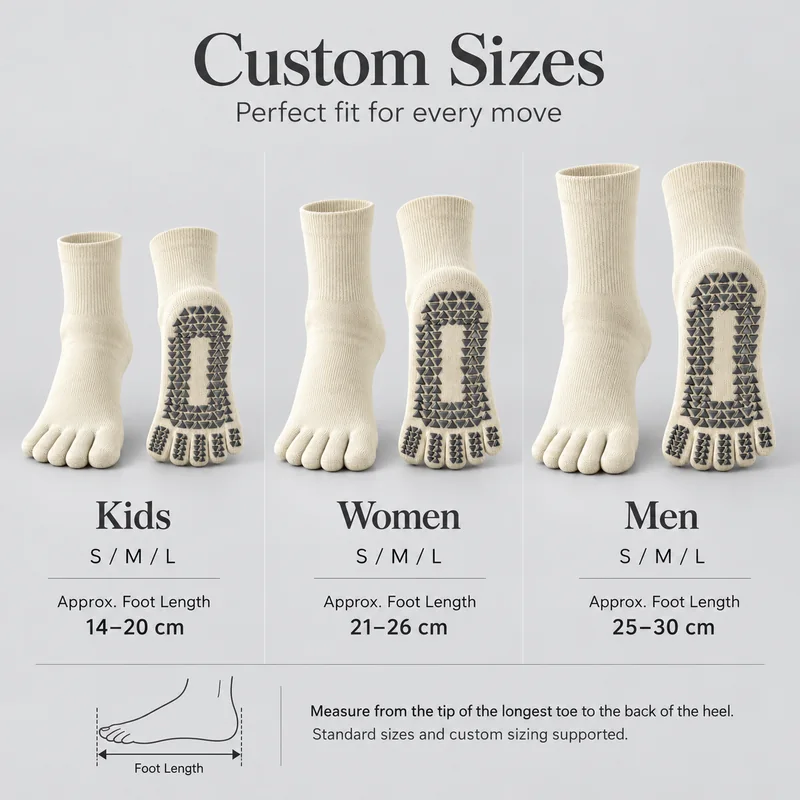 Five-toe crew socks and a measuring guide with approximate foot-length groups of 14 to 20, 21 to 26 and 25 to 30 centimetres